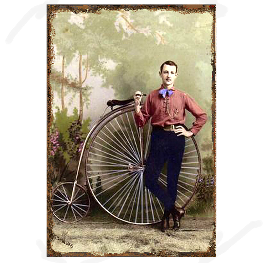 OLD CYCLIST